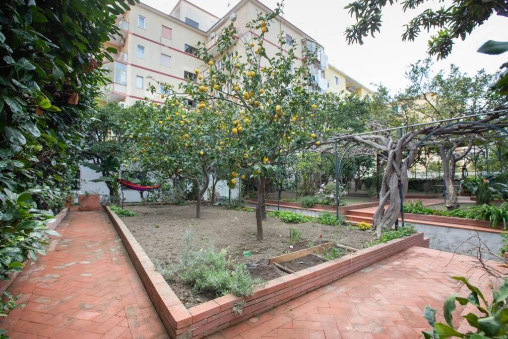 Вилла Oltre Il Giardino Вико-Экуенсе Экстерьер фото